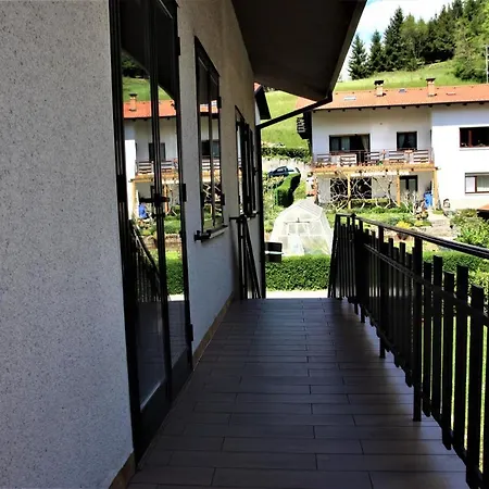 Apartma Mika Appartement *