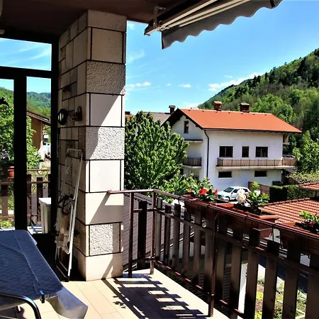 Apartma Mika